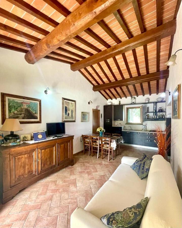 Agriturismo Rosa Dei Venti Pomarance Kültér fotó